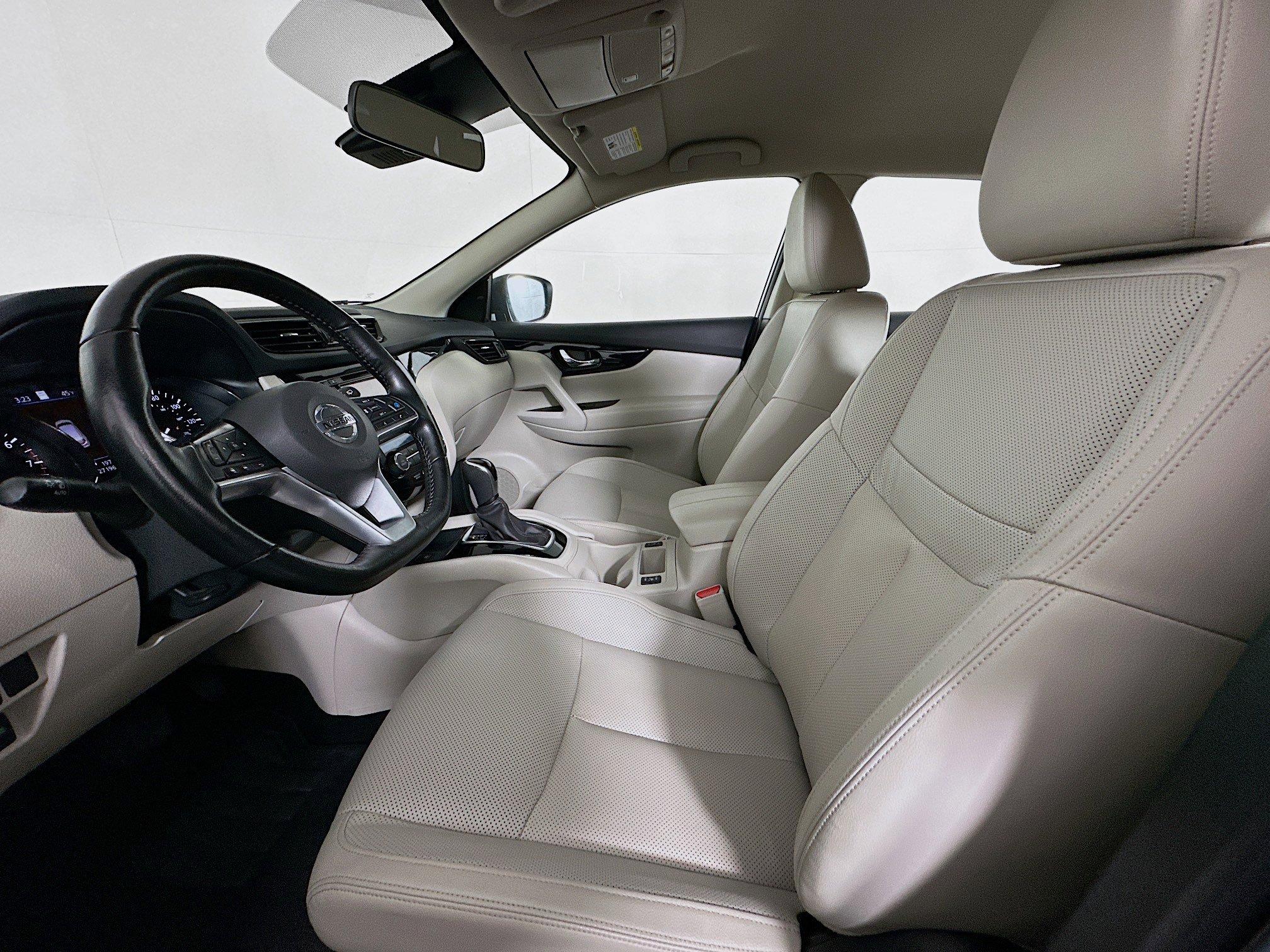 Used 2022 Nissan Rogue Sport SL image 13