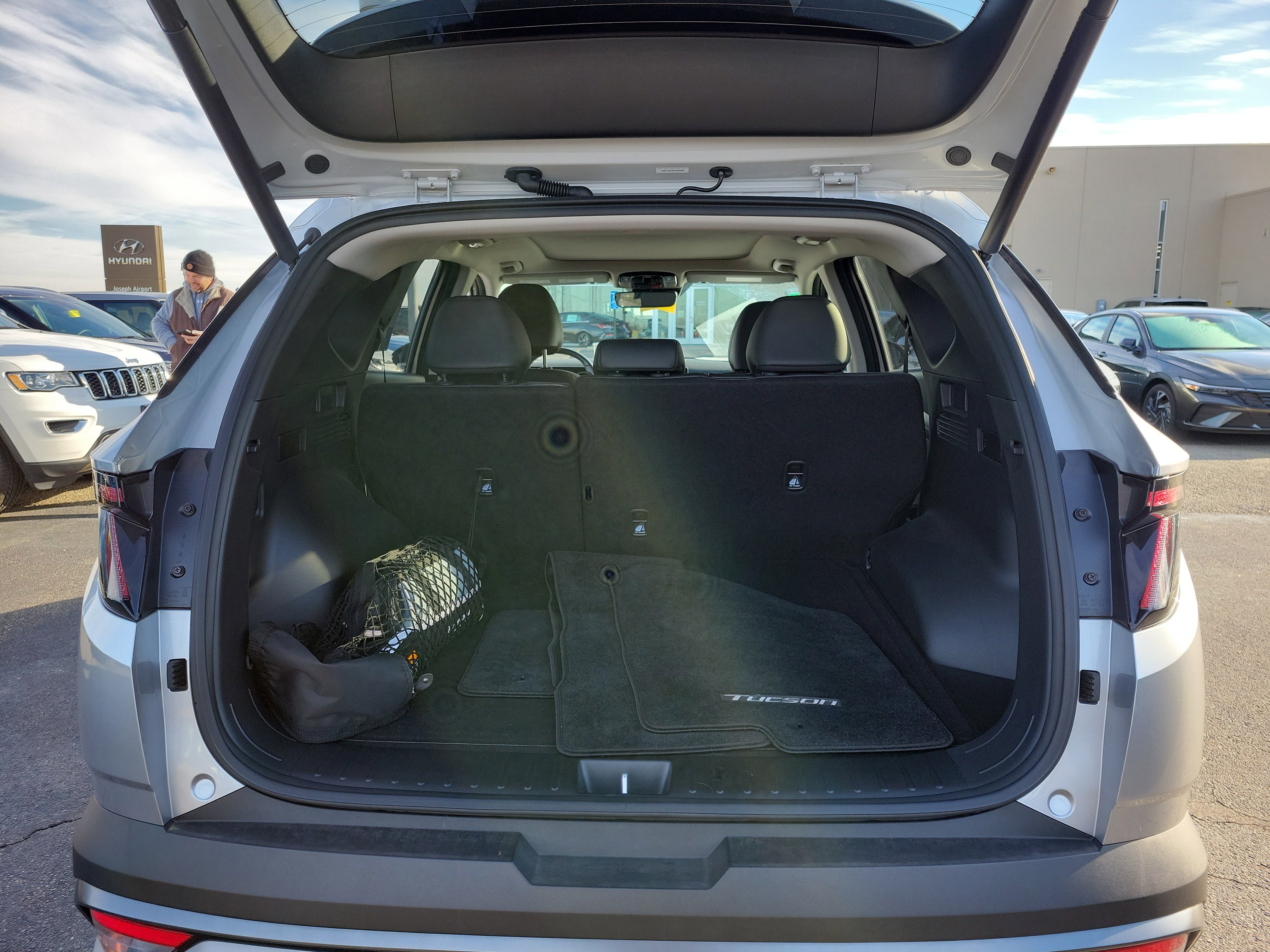 Certified 2025 Hyundai Tucson SEL image 8