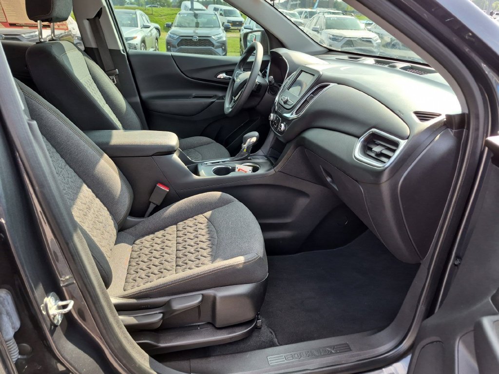 Used 2023 Chevrolet Equinox LT FWD image 35