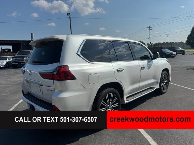 Used 2018 Lexus LX 570 4WD w/ Luxury Package image 4