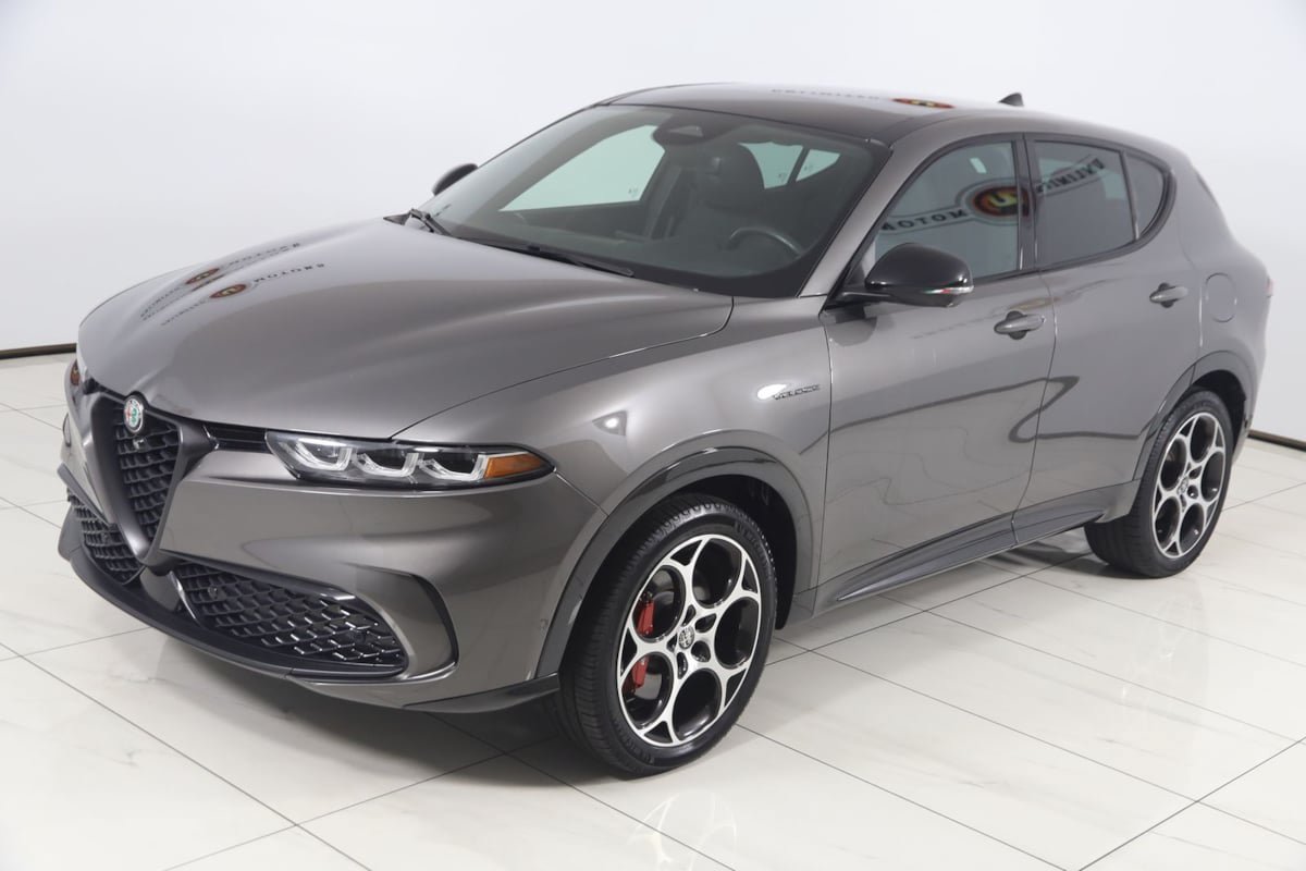 Used 2024 Alfa Romeo Tonale Veloce AWD/4WD image 24