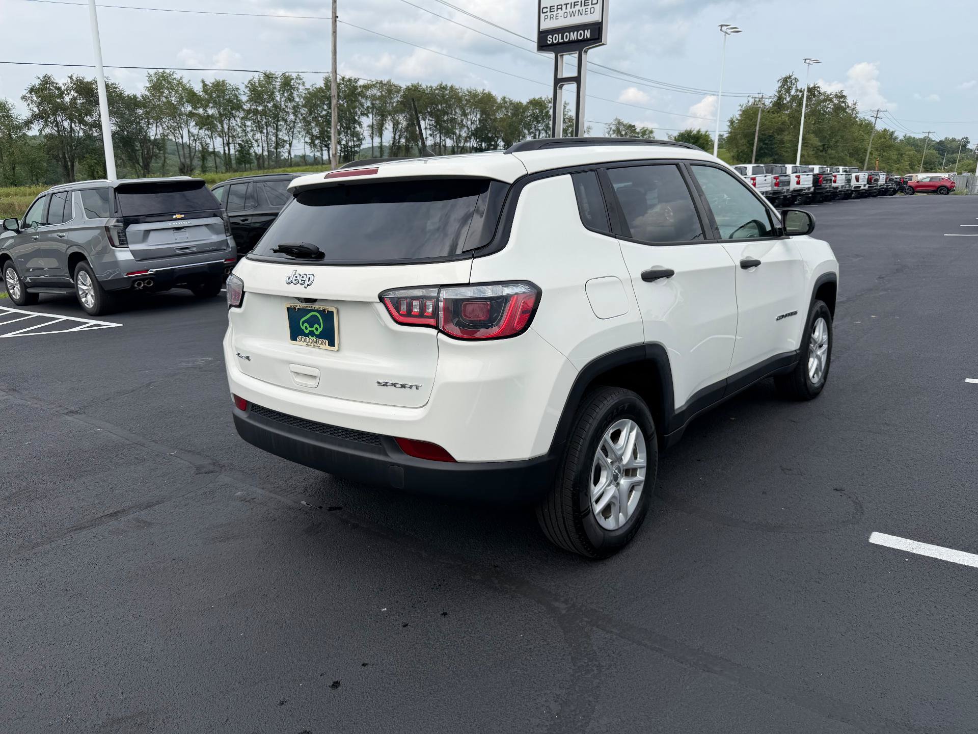 Used 2017 Jeep Compass Sport AWD/4WD image 6