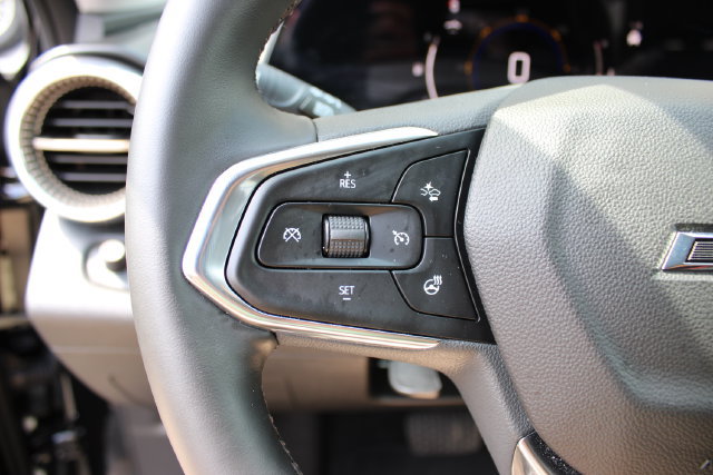 Used 2025 Chevrolet Trax ACTIV w/ Driver Confidence Package FWD image 12