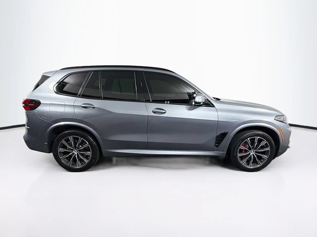 Used 2024 BMW X5 xDrive40i w/ Executive Package AWD/4WD image 11