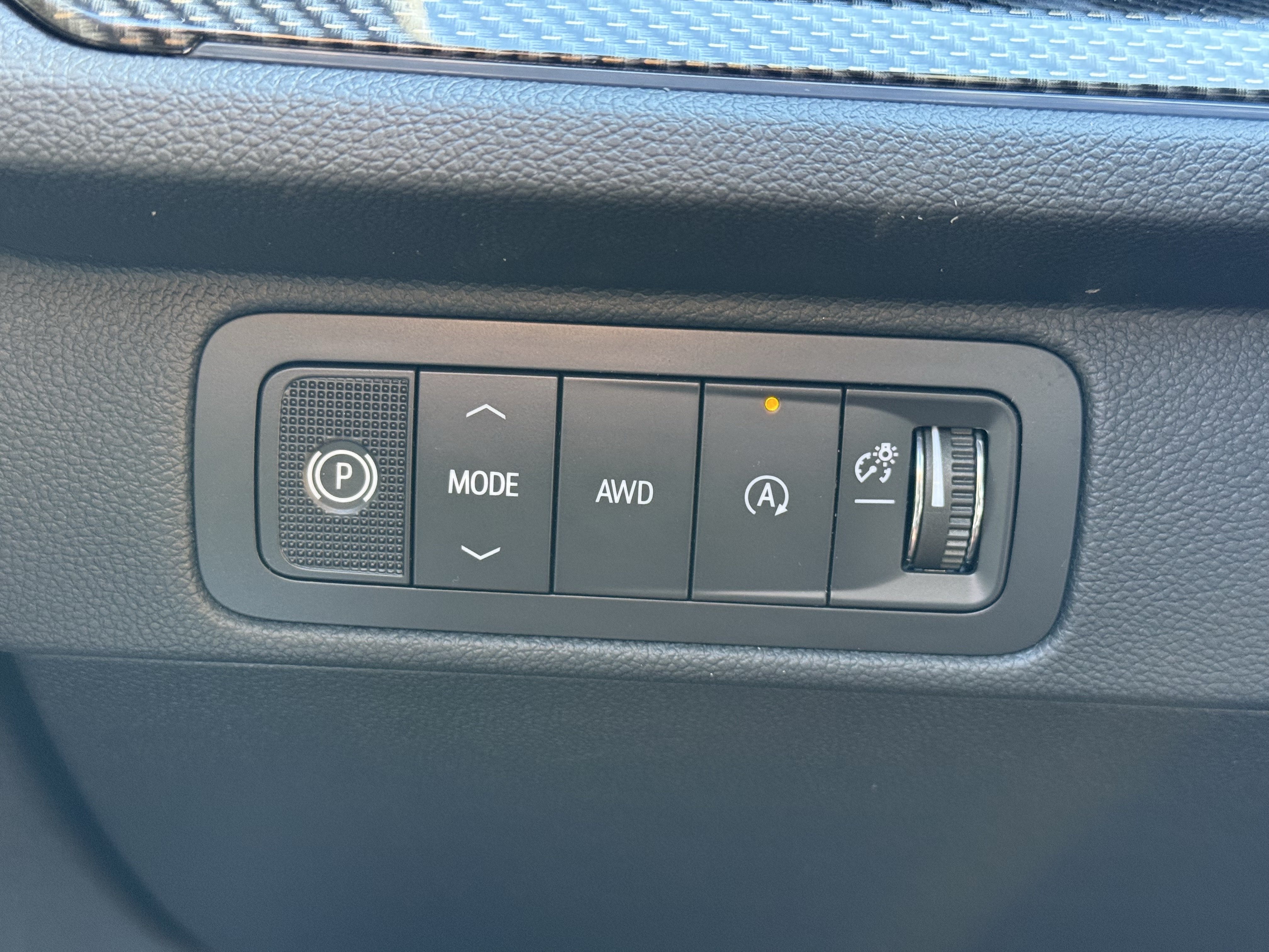 New 2027 Chevrolet Traverse Z71 w/ Enhanced Driving Package AWD/4WD image 28