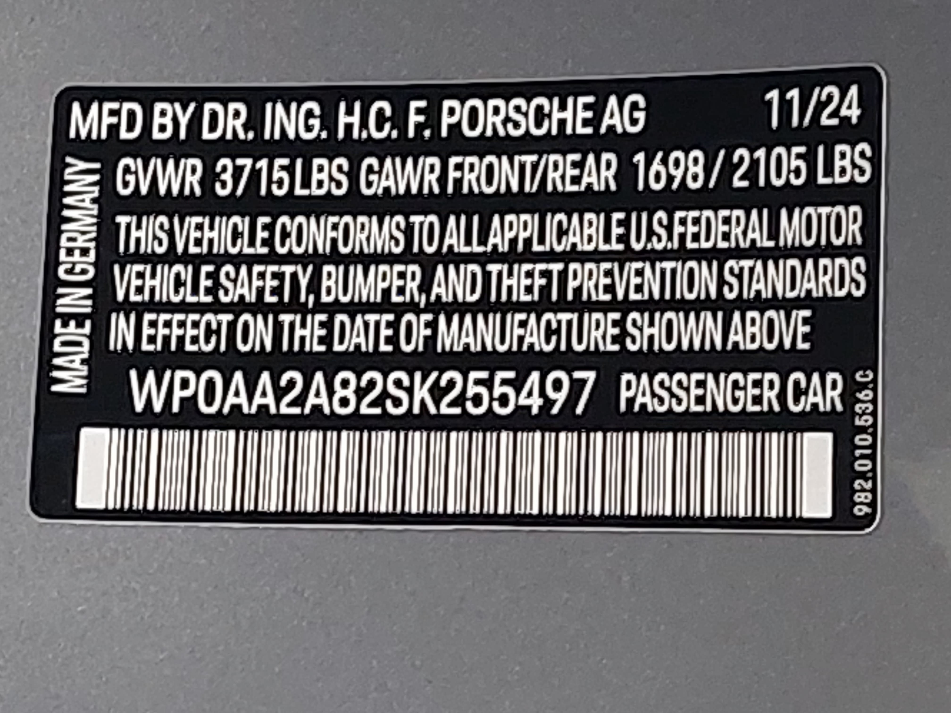 Certified 2025 Porsche 718 Cayman RWD image 32