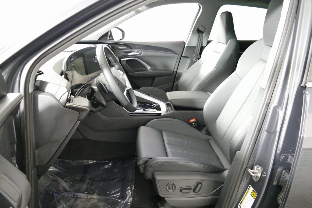 Certified 2025 Audi Q5 Premium Plus w/ Premium Plus image 14