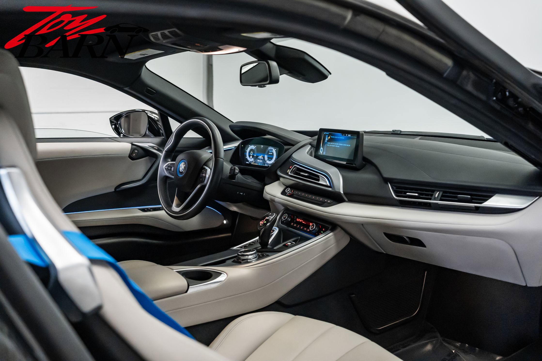 Used 2015 BMW i8 image 44