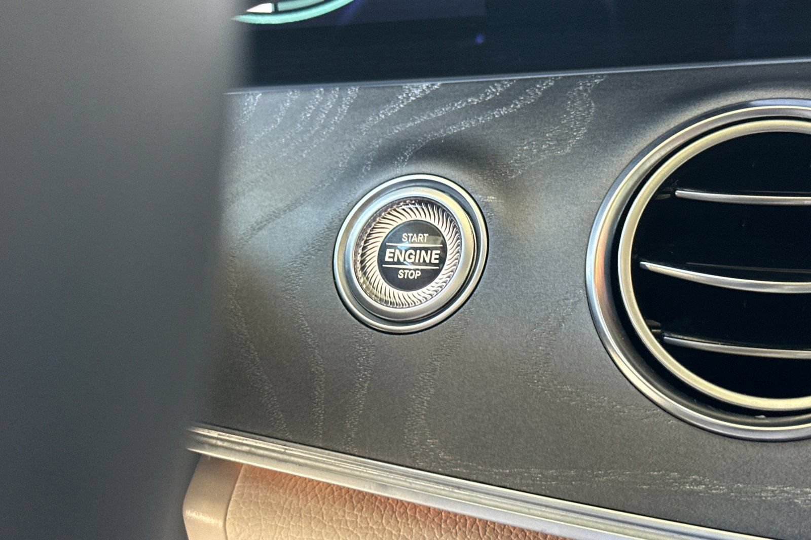 Certified 2021 Mercedes-Benz E 350 Sedan image 32