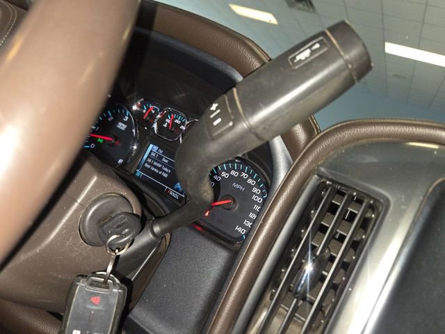 Used 2018 Chevrolet Silverado 1500 LTZ w/ Sport Package image 20