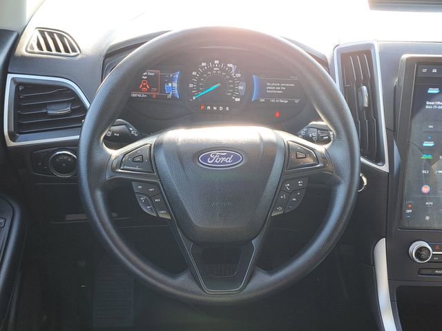 Certified 2024 Ford Edge SE w/ Black Appearance Package image 25