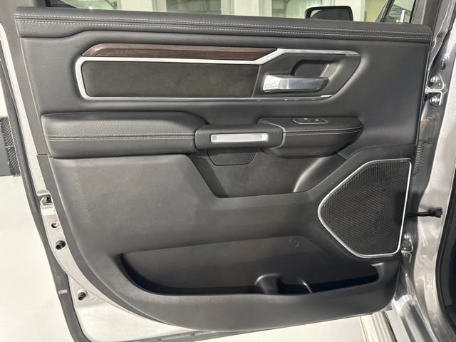 Used 2022 RAM 1500 Laramie AWD/4WD image 13