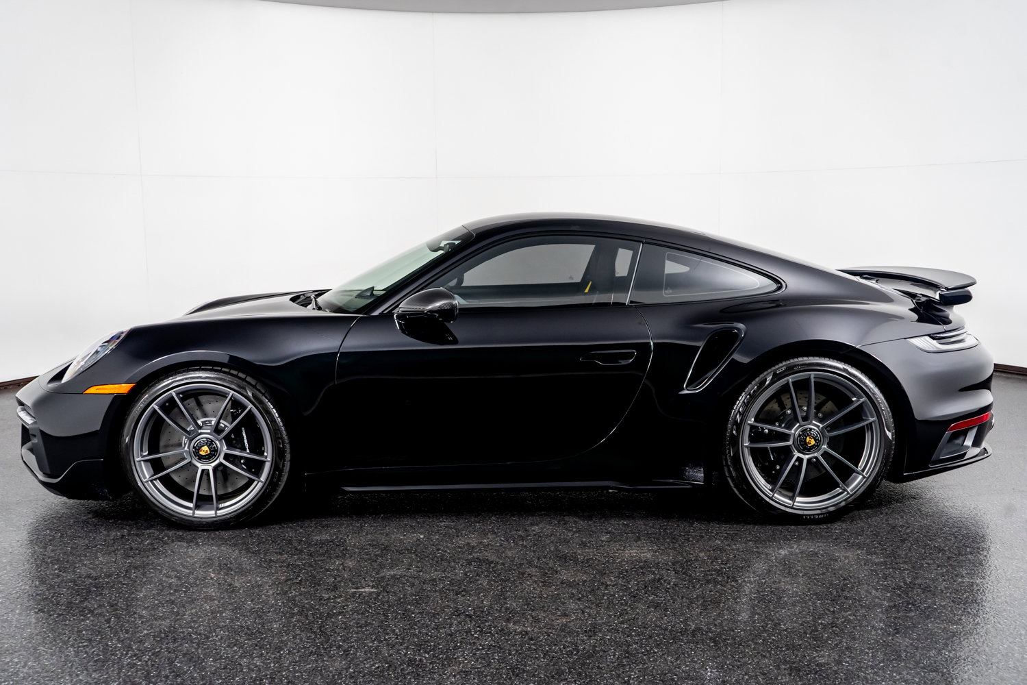 Used 2025 Porsche 911 Turbo S w/ Exterior Sport Package image 16