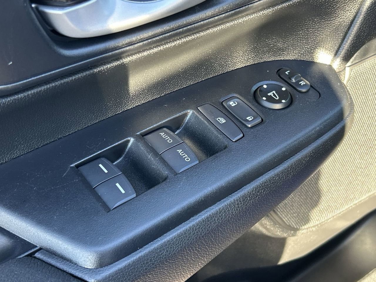 Used 2021 Honda CR-V Special Edition image 18