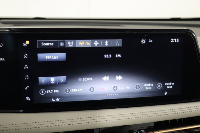Used 2023 Nissan Ariya AWD image 27