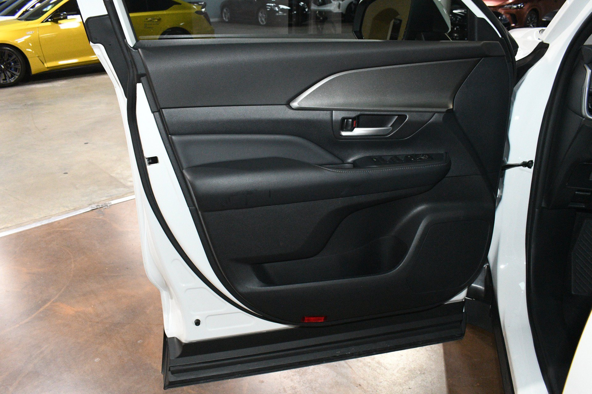 Used 2024 Toyota Grand Highlander FWD image 41