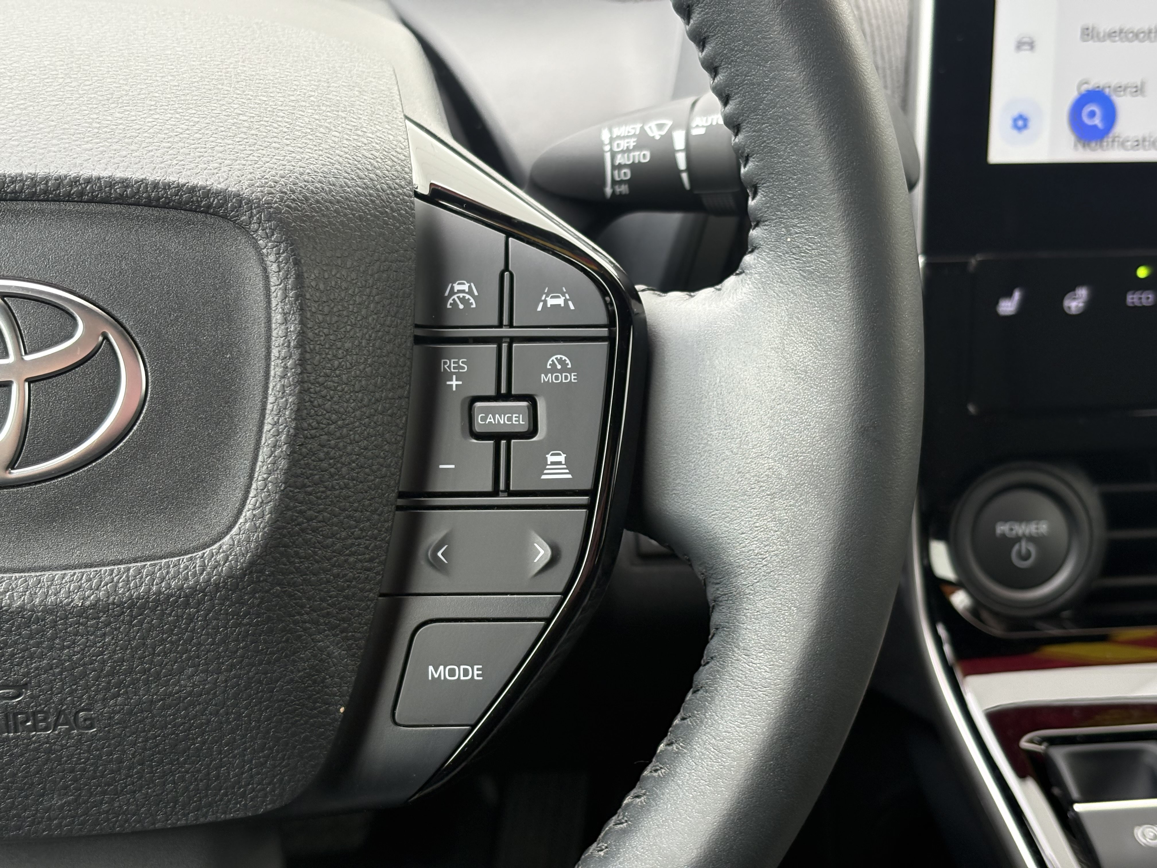 Used 2025 Toyota bZ4X AWD w/ Weather Package image 18