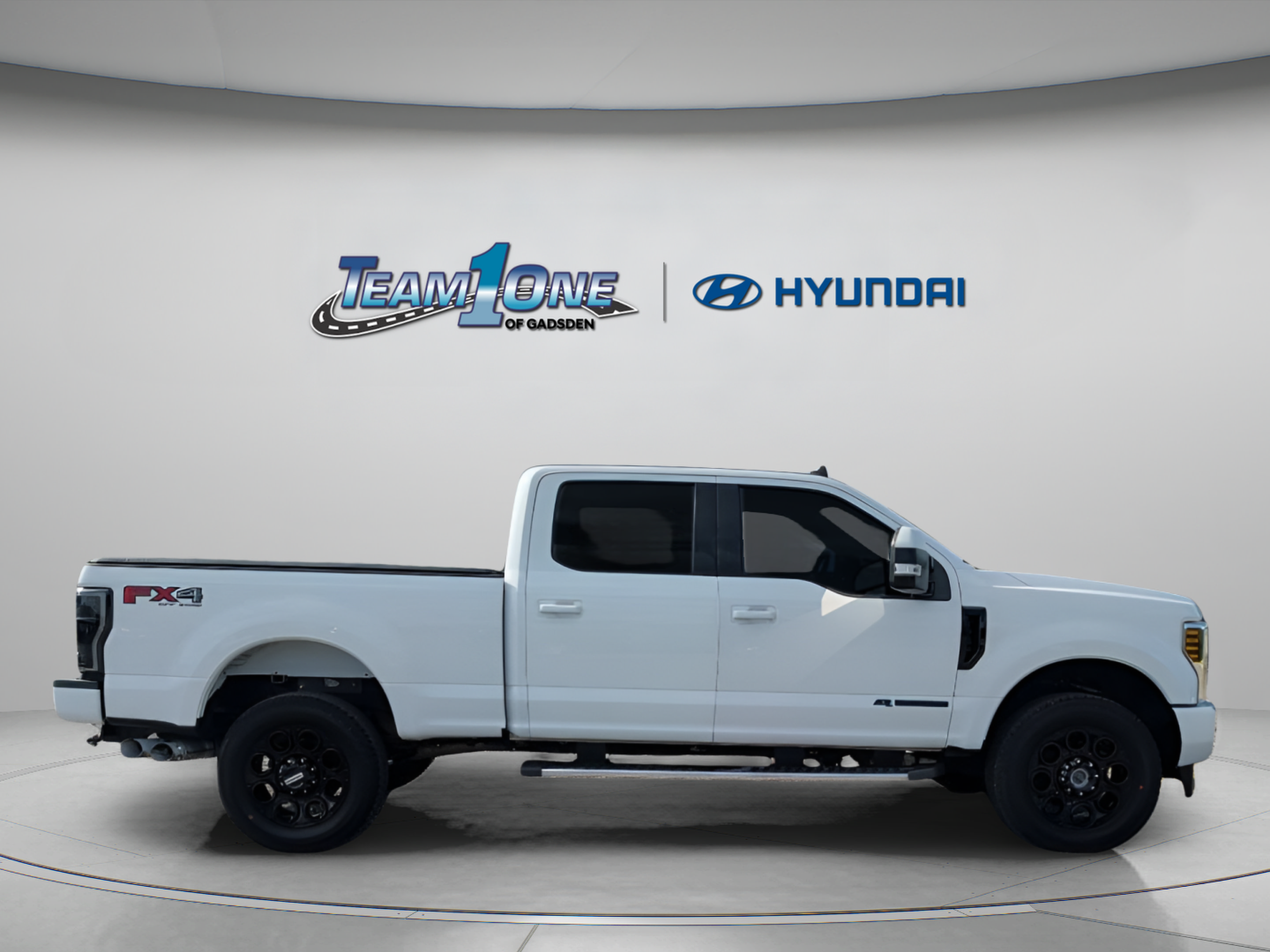 Used 2019 Ford F250 Lariat w/ Lariat Value Package AWD/4WD image 12