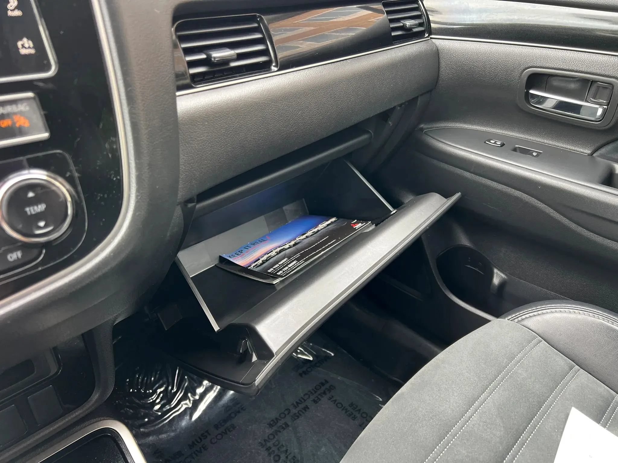 Used 2019 Mitsubishi Outlander SE FWD image 29