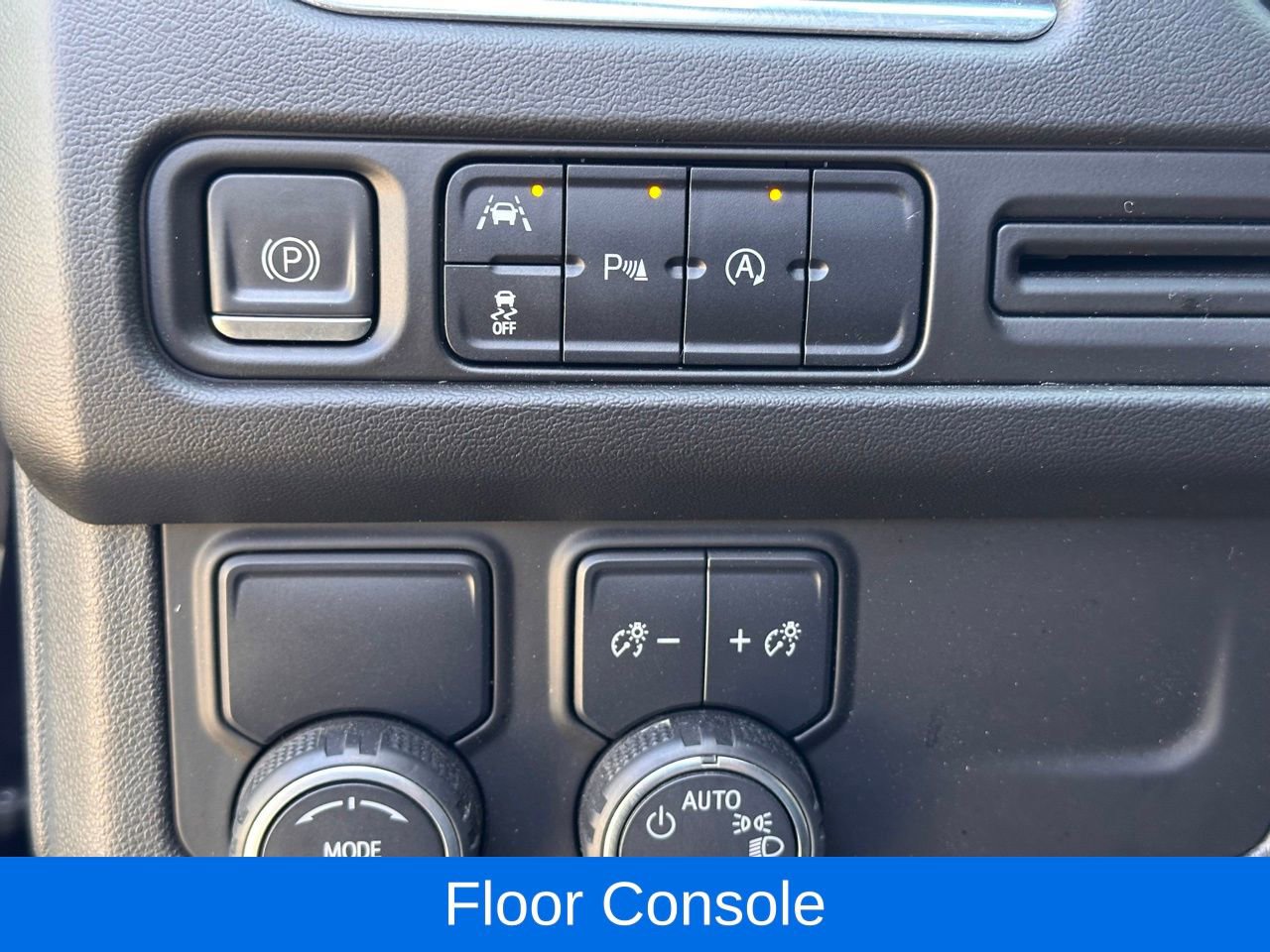 Used 2023 Chevrolet Tahoe Premier image 28