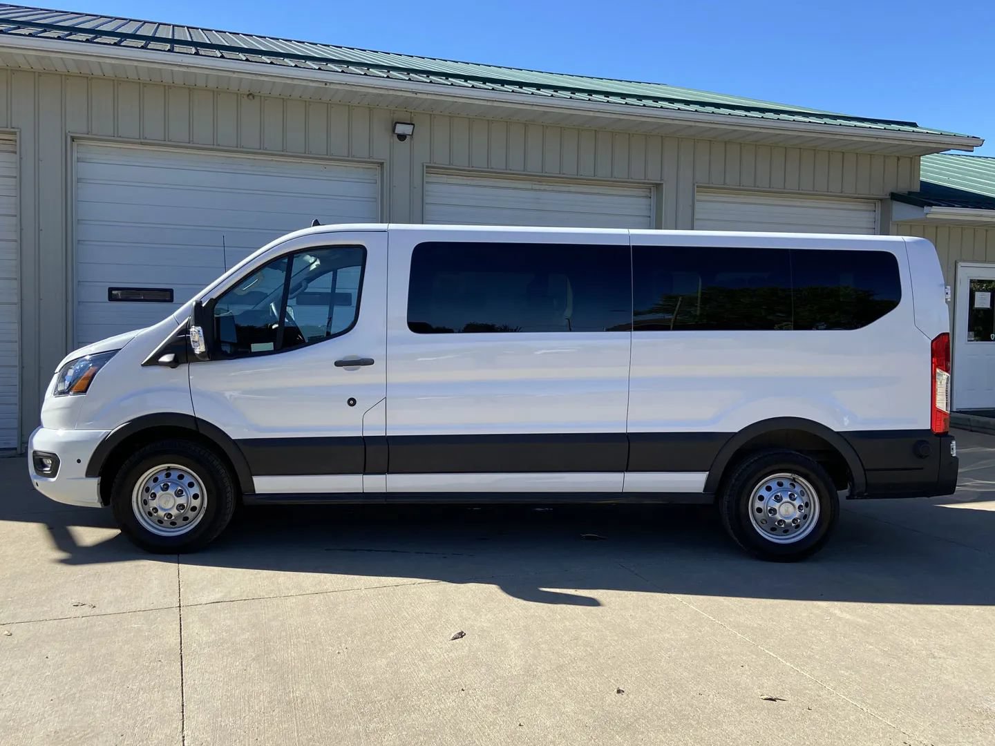 Used 2024 Ford Transit 350 XLT AWD/4WD image 4