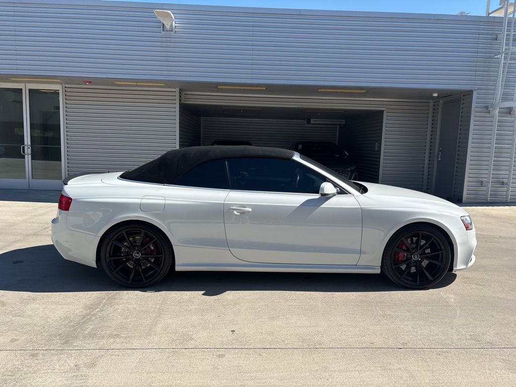 Used 2015 Audi RS 5 Cabriolet w/ Black Optic Plus Package image 4