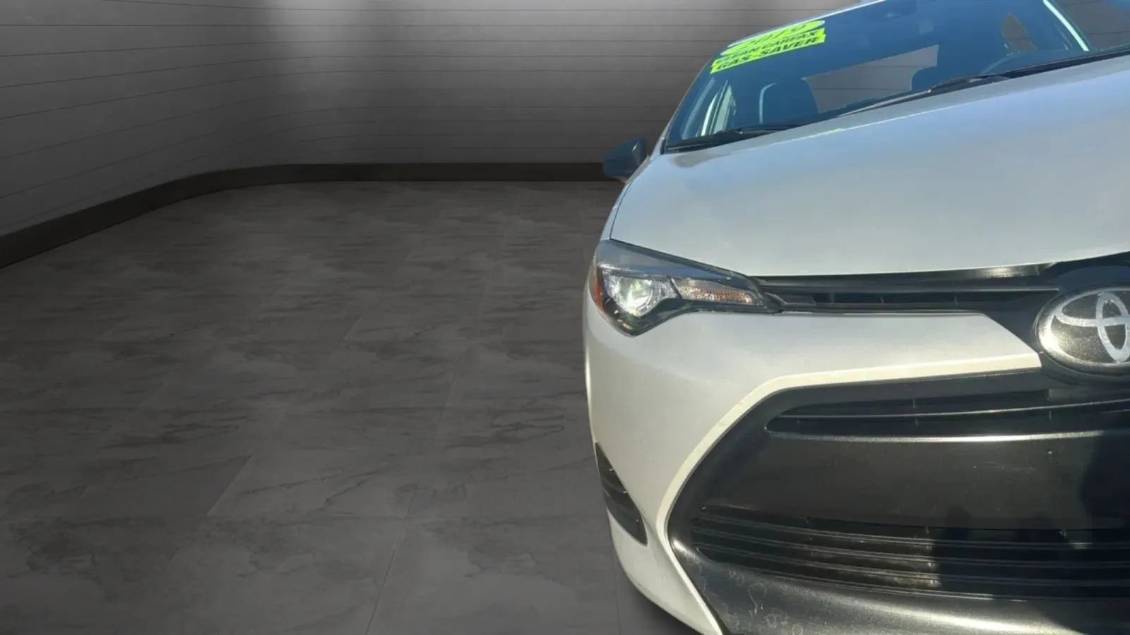 Used 2019 Toyota Corolla LE FWD image 32