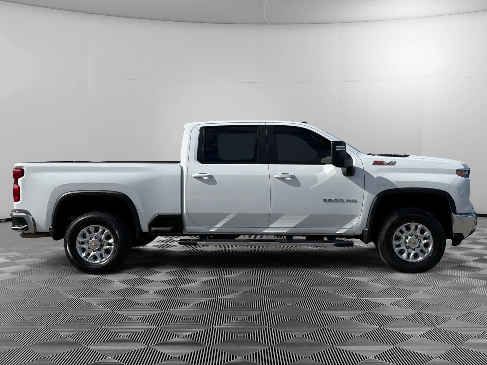 Used 2025 Chevrolet Silverado 2500 LT w/ All Star Edition AWD/4WD image 6