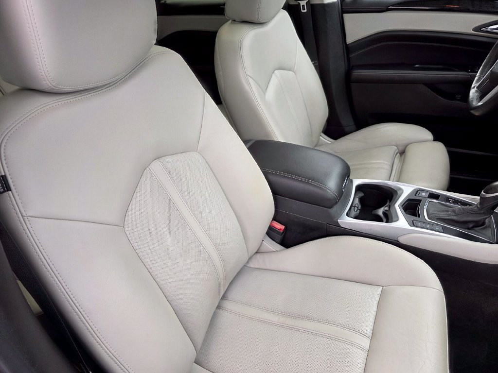 Used 2013 Cadillac SRX Premium FWD image 28