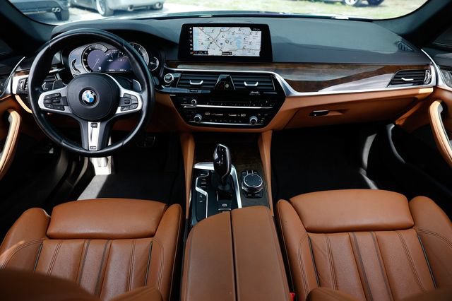 Used 2018 BMW 540i xDrive AWD/4WD image 2