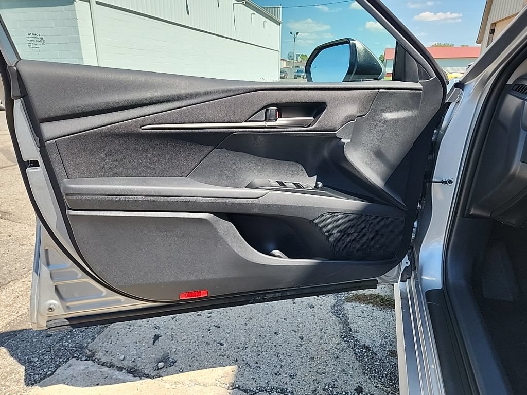 Used 2026 Toyota Camry LE FWD image 25