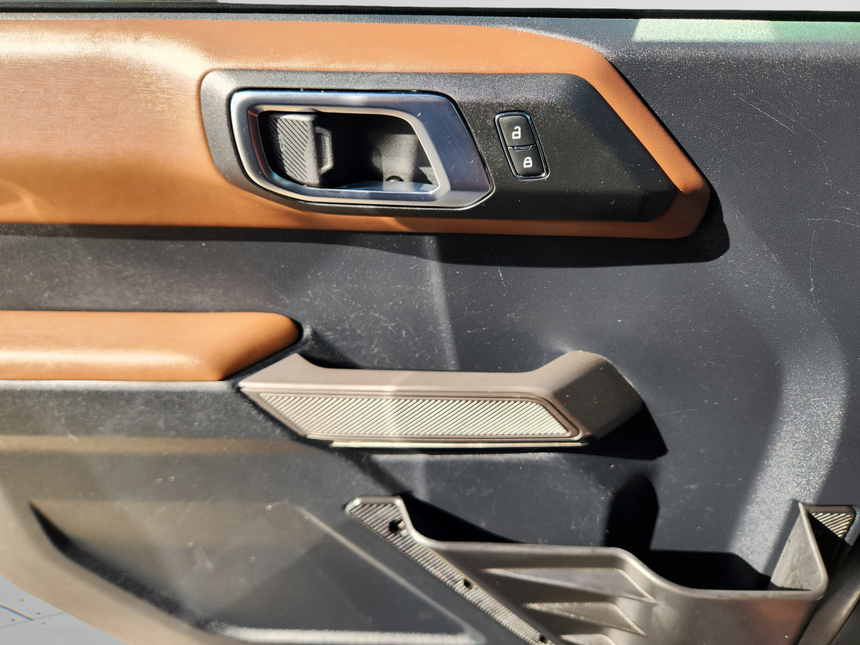 Used 2022 Ford Bronco Outer Banks AWD/4WD image 16