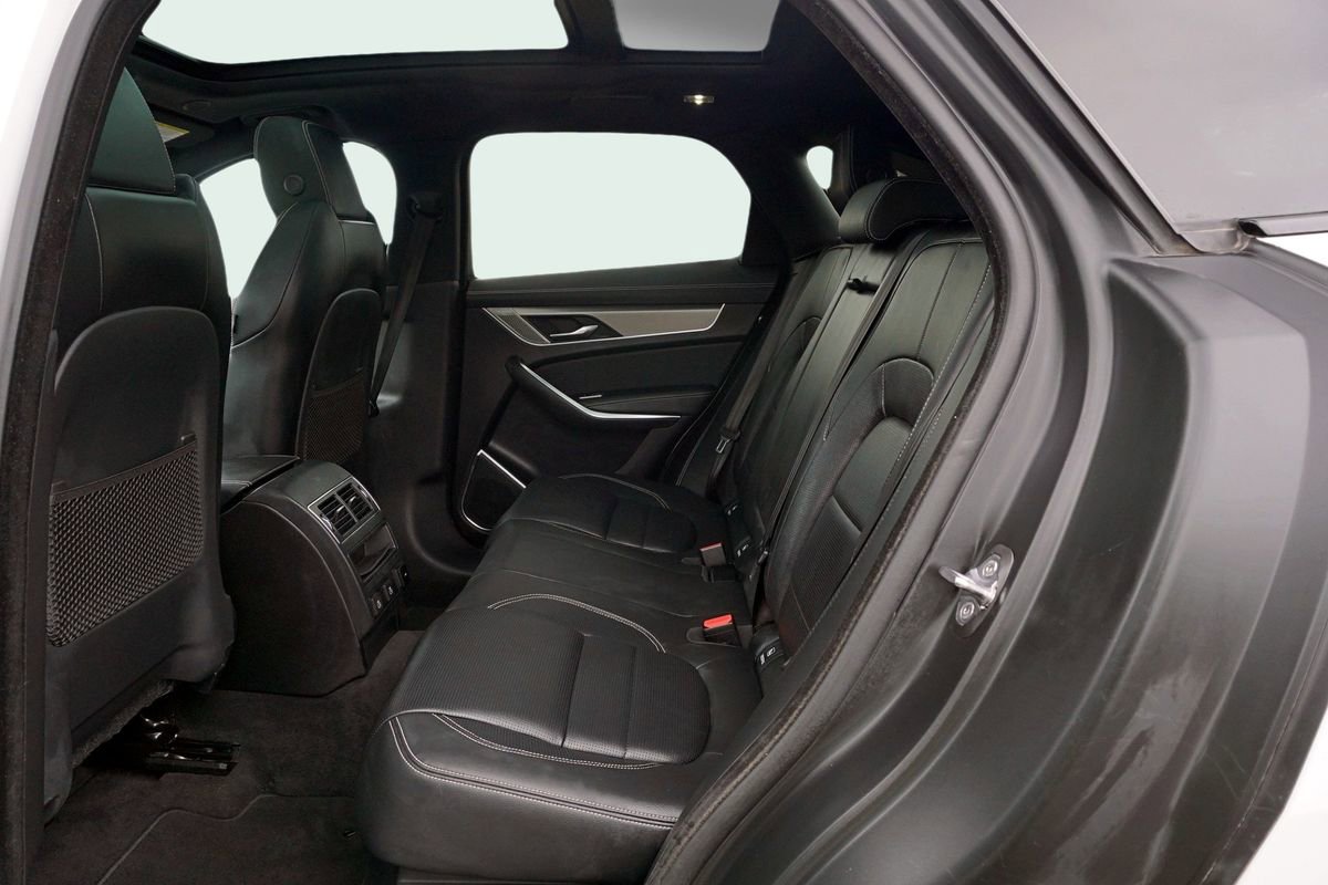 Used 2024 Jaguar F-PACE R-Dynamic S image 18