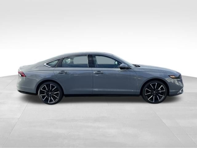 New 2025 Honda Accord Touring image 8