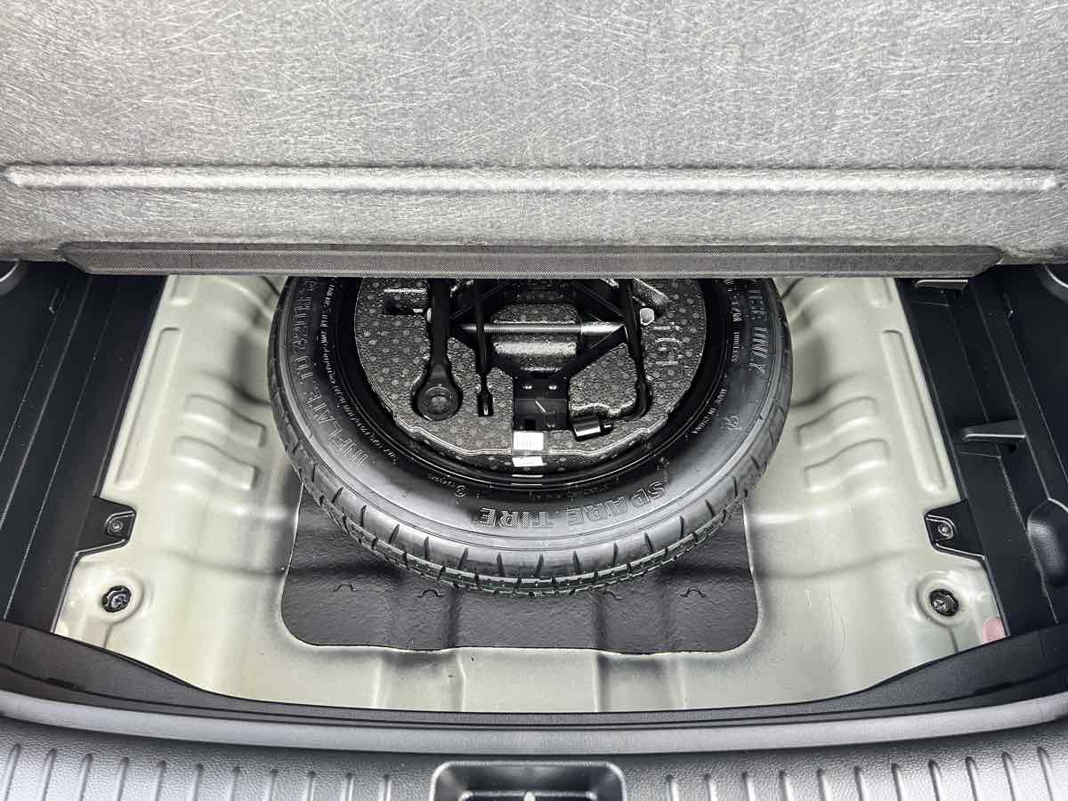 Used 2024 Kia Seltos SX image 55