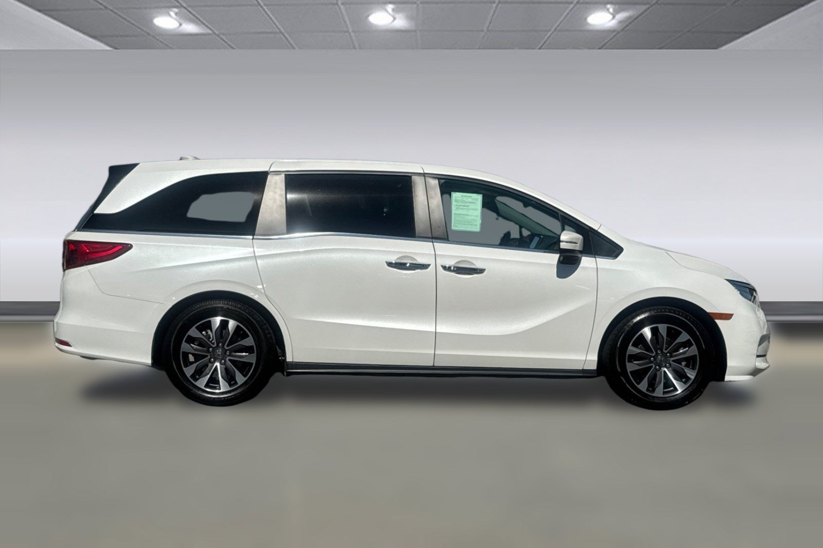 Used 2023 Honda Odyssey EX-L image 8