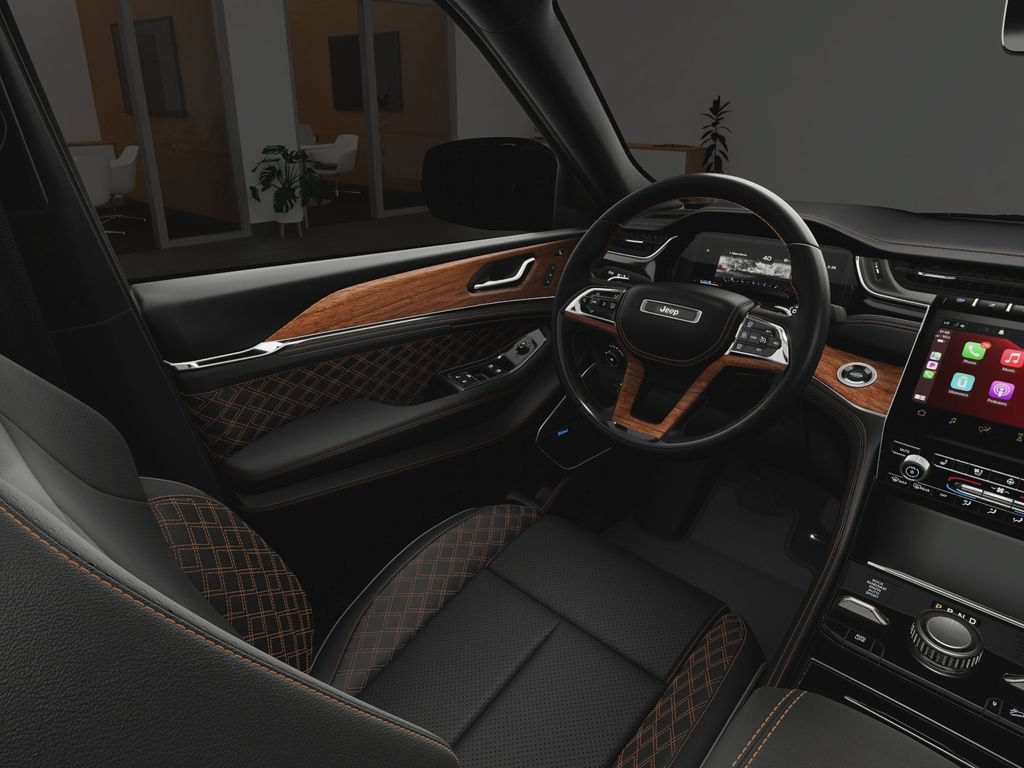 New 2024 Jeep Grand Cherokee Summit AWD/4WD image 21
