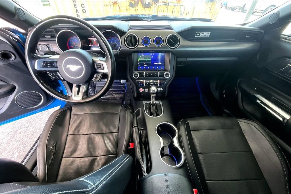 Used 2020 Ford Mustang GT Premium w/ GT Performance Package RWD image 16