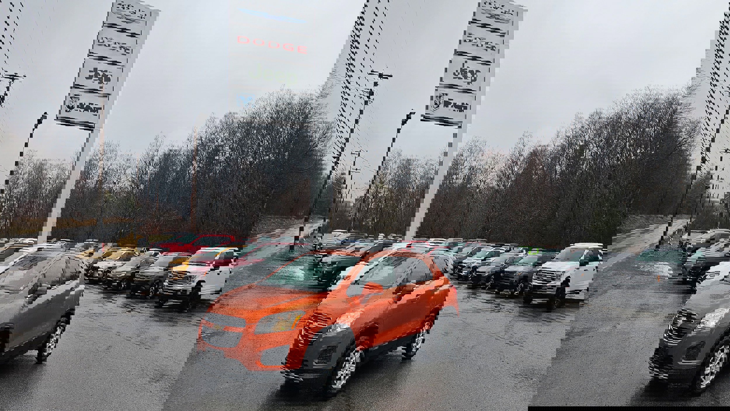 Used 2015 Chevrolet Trax LT w/ LT Sun and Sound Package image 1