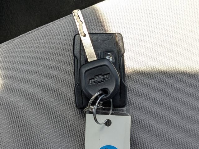 Used 2020 Chevrolet Silverado 1500 LT image 28