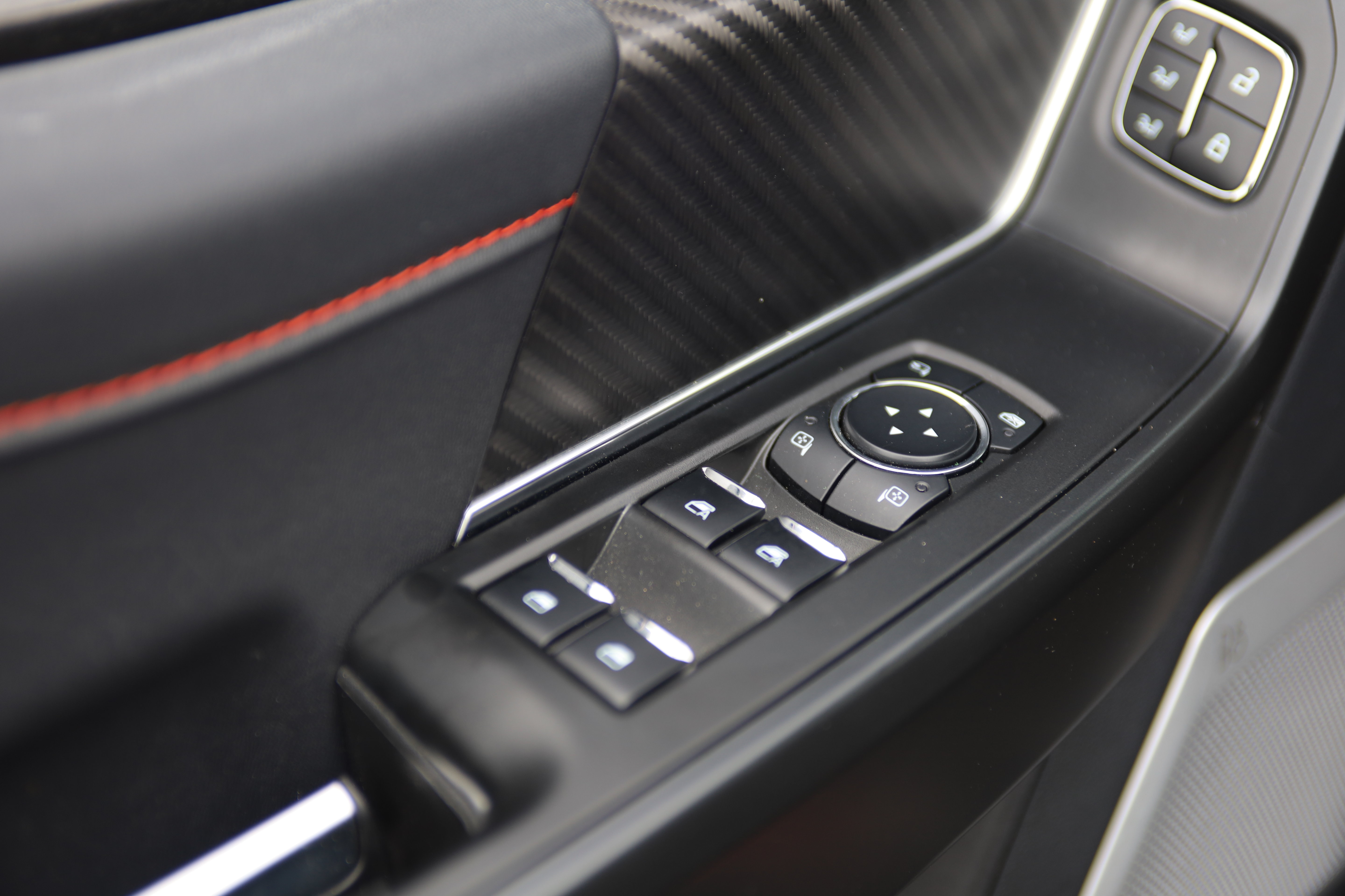 Used 2025 Ford F150 Raptor AWD/4WD image 11
