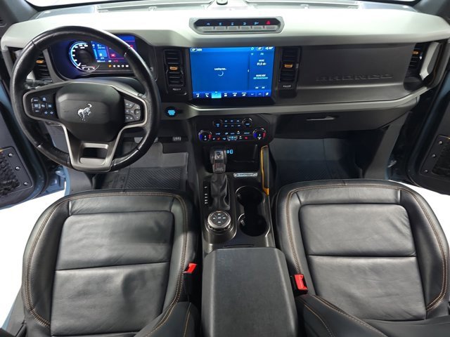 Used 2022 Ford Bronco Badlands image 9