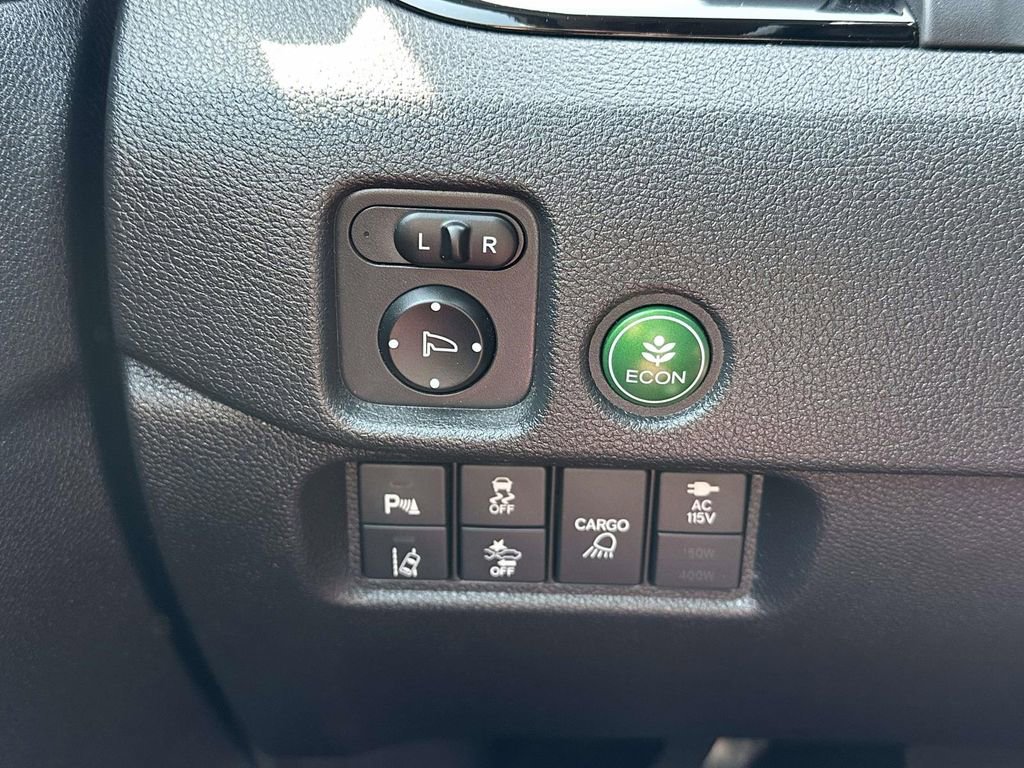 Used 2018 Honda Ridgeline RTL-E image 23