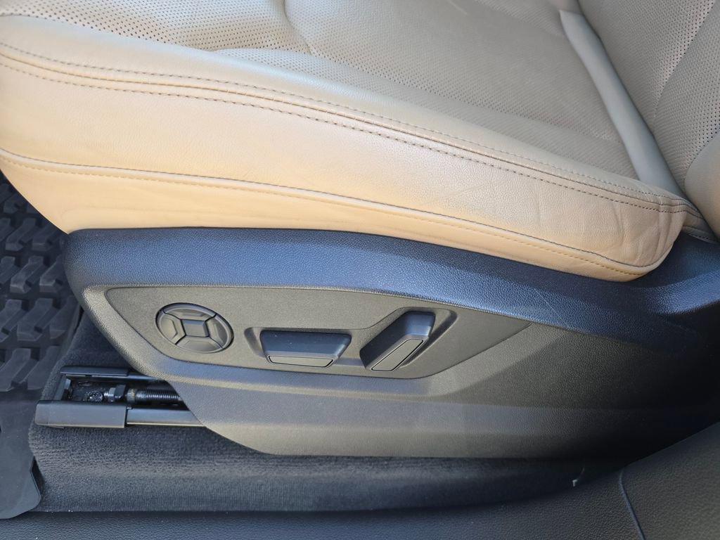 Used 2023 Audi Q7 2.0T Premium Plus w/ Premium Plus Package image 21