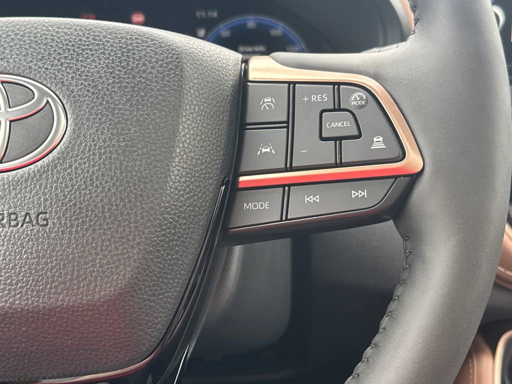 New 2026 Toyota Grand Highlander AWD Hybrid image 19
