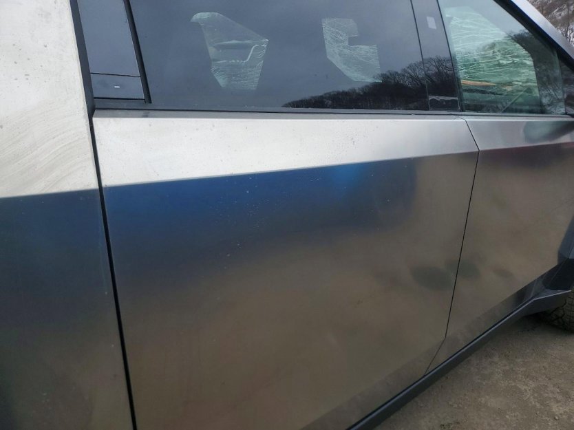 Used 2025 Tesla Cybertruck Cyberbeast image 6