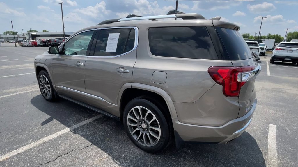 Used 2022 GMC Acadia Denali w/ Denali Ultimate Package AWD/4WD image 8