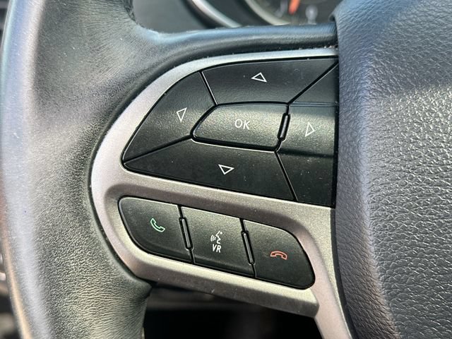 Used 2019 Jeep Cherokee Overland AWD/4WD image 43