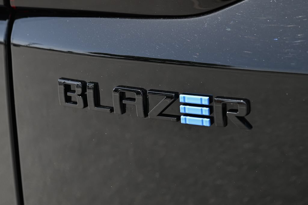 New 2026 Chevrolet Blazer EV LT FWD image 13