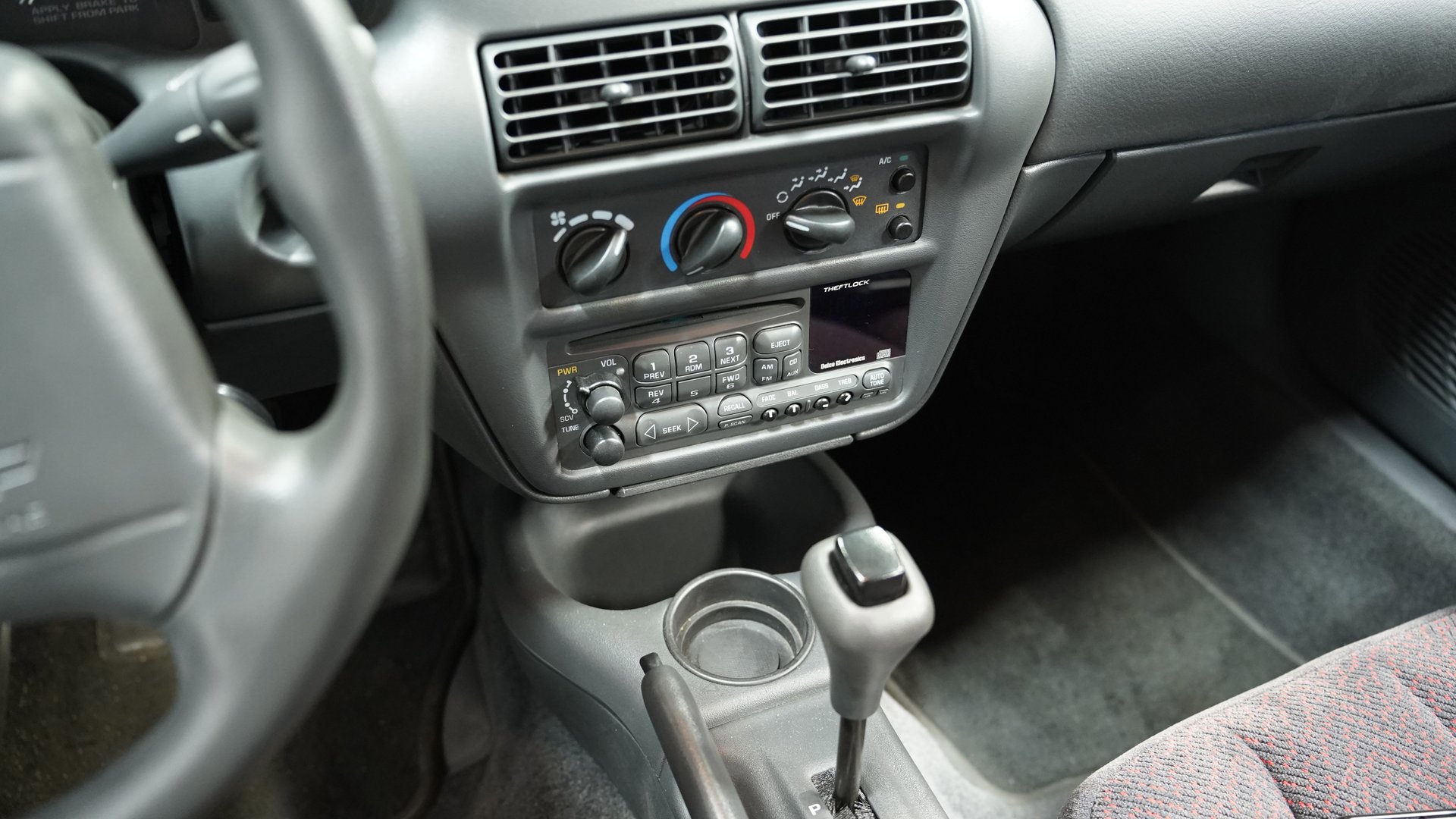 Used 1999 Chevrolet Cavalier Z24 image 33